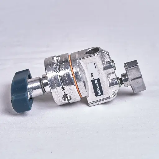 [0000000067] Avenger D250 Griphead Gobo